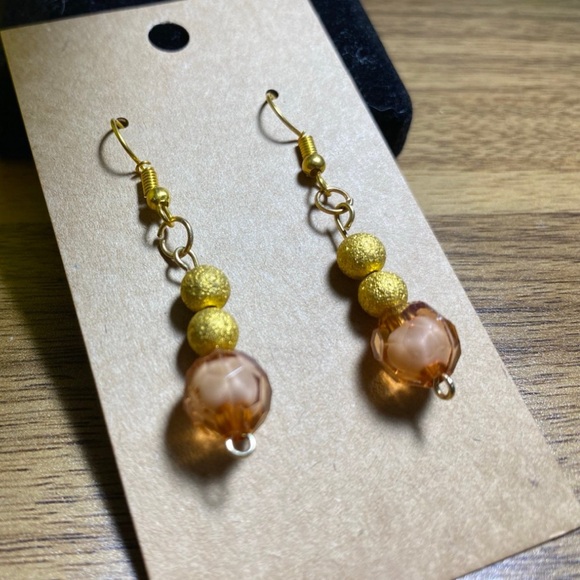 Chic Gold and Amber Dangle Earrings - Picture 1 of 5